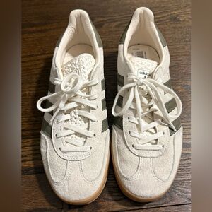 Adidas Gazelle Indoor Olive Strata Sneakers